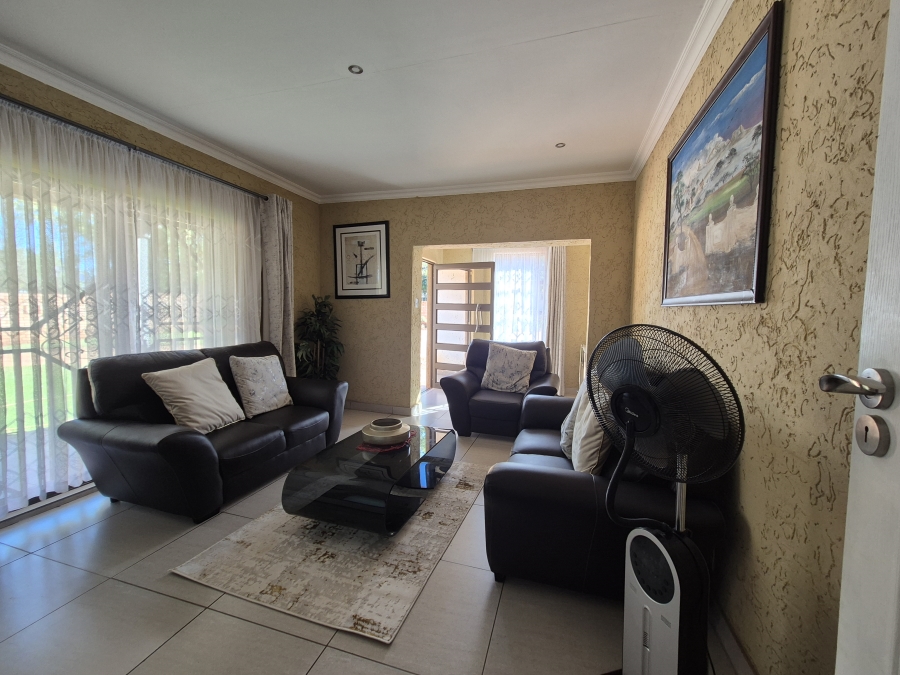 3 Bedroom Property for Sale in Stilfontein North West